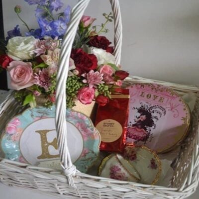 Fresh Flower Gift Hamper - Large