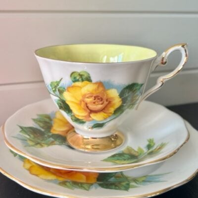 Royal Standard ‘World Famous Roses’ Yellow Trio Teacup Posy