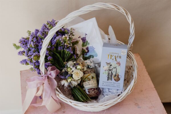 Vintage Gift Hamper - Image 3