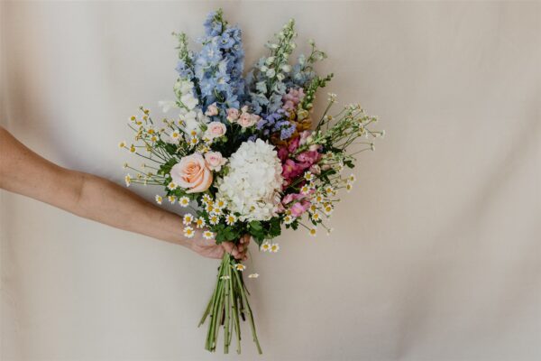 Seasonal Bunch Flowers - Image 3