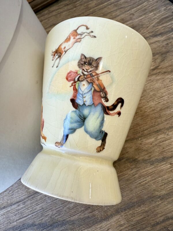 Royal Doulton Child’s Beaker Teacup Posy