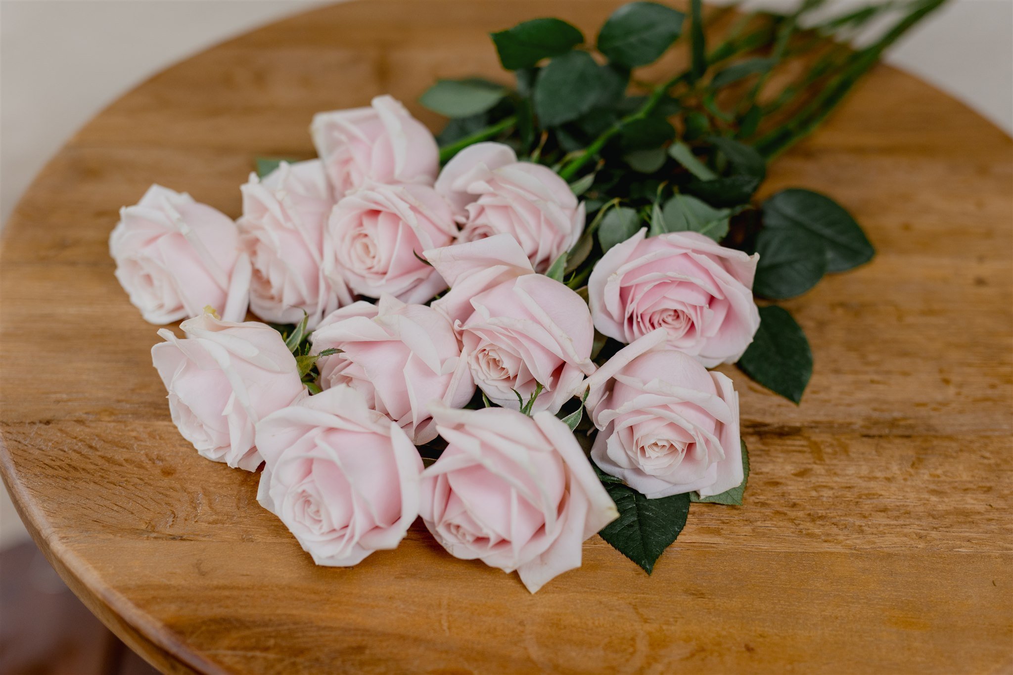 bunch of pink roses