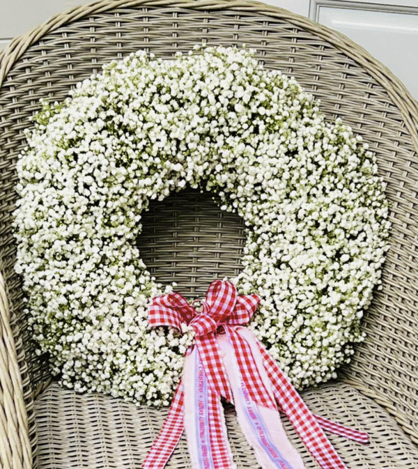 babys breath christmas wreath