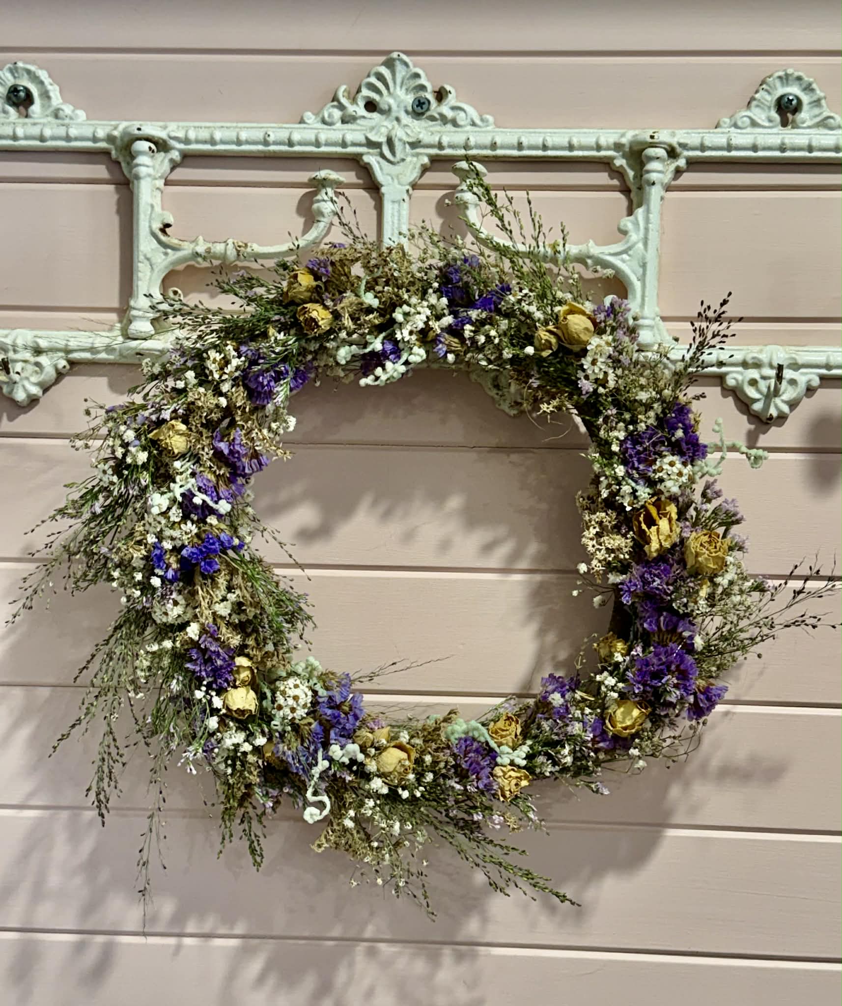 Creative workshop in Newcastle - Dried Flower wreath arangement