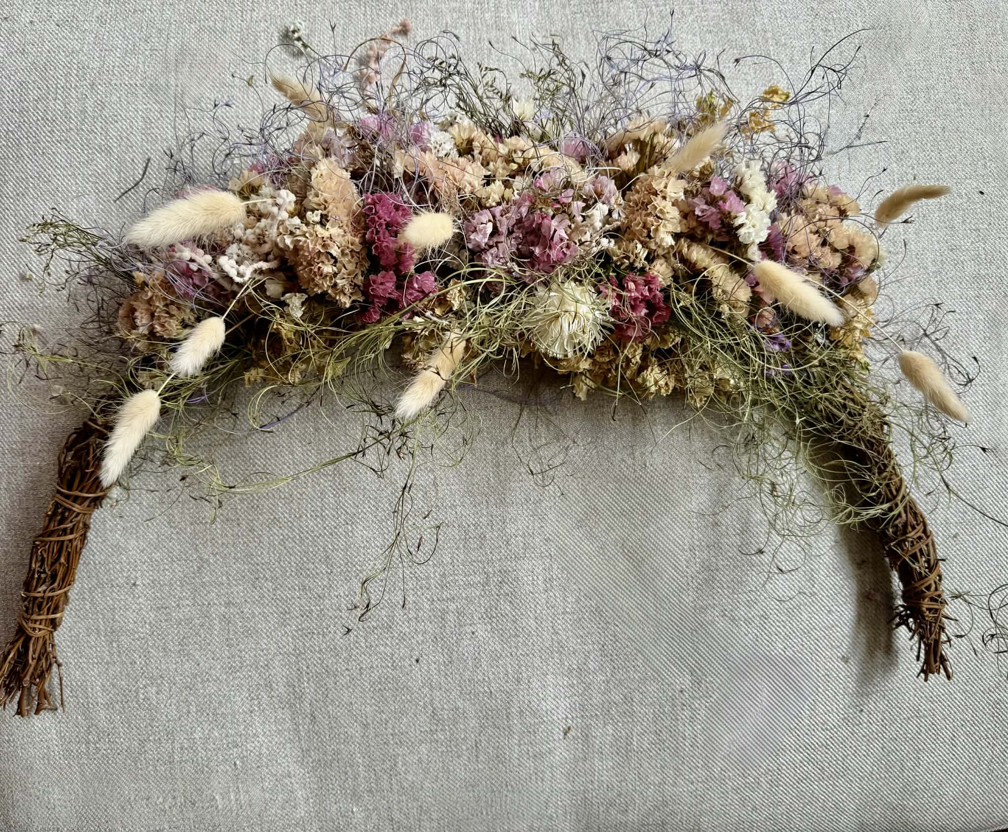 Moonlight Enchanted Crescent Wreath – Dried Flowers for Mother’s Day, Birthday, Eid & Ramadan Gifts