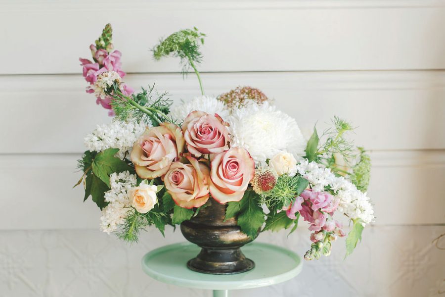 roses-in-vase-florist-newcastle